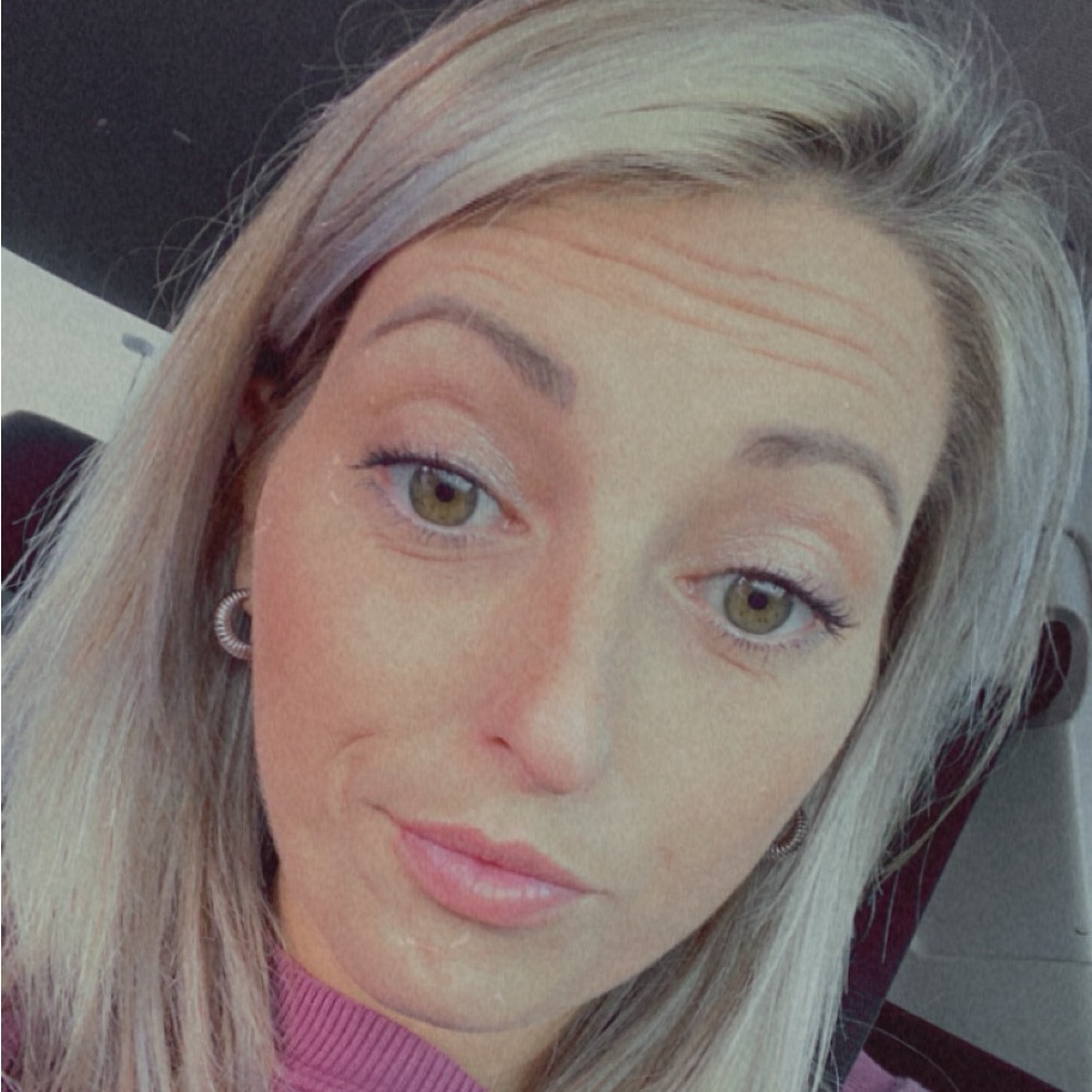 Meet your Posher, Anitta